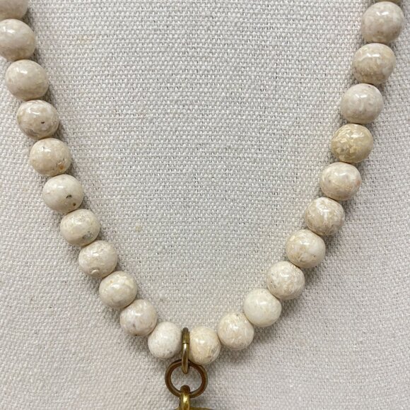 White Jasper Stone Bead Pendant Necklace Gold-Tone Geometric Medallion - Picture 3 of 14